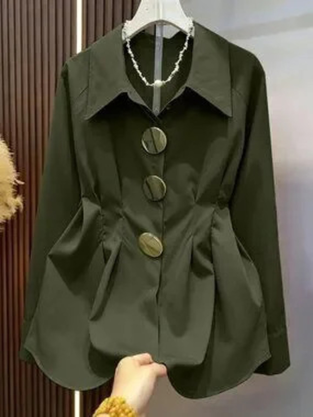 Army Green Bohemian Elegant Women's Raglan Long Sleeve Shirt with Metal Buckle